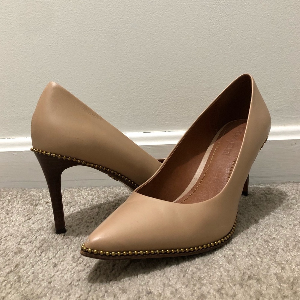 Coach Parker Golf Ballchain Pumps